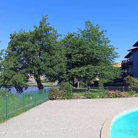 公寓 Le - Vue - Terrasse & Piscine - 苏斯通